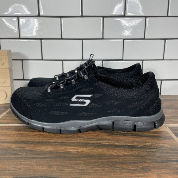 Skechers Gratis Full Circle Womens Size 8.5 Shoes Black Slip On Bungee Sneaker - Picture 1 of 13